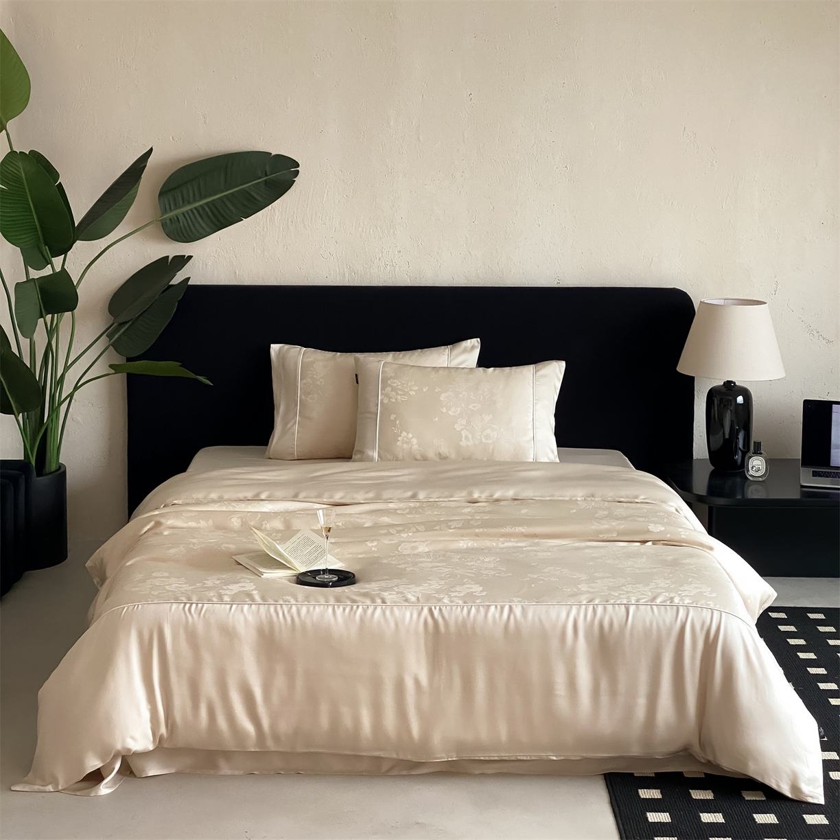 91家纺网 家纺一手货源 找家纺 （总）FORTWO家纺原创设计（FOR TWO家纺） 2026新款60兰精天丝提花雅颂四件套-晨露织光