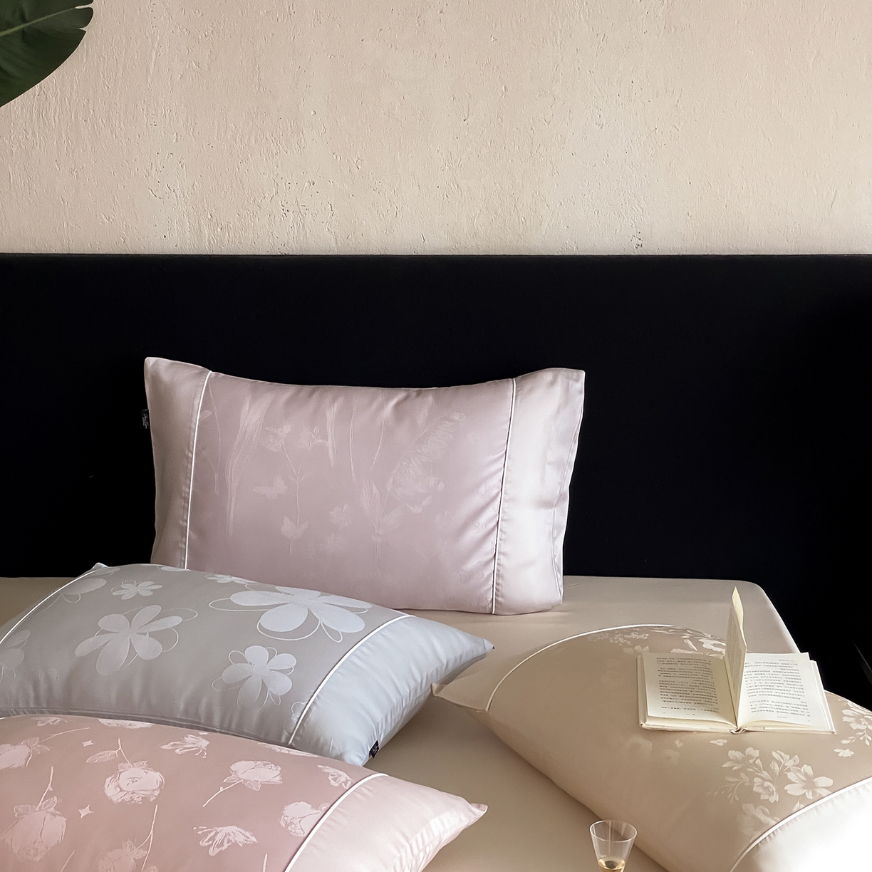 91家纺网 家纺一手货源 找家纺 （总）FORTWO家纺原创设计（FOR TWO家纺） 2026新款60兰精天丝提花嵌绳单品枕套雅颂系列