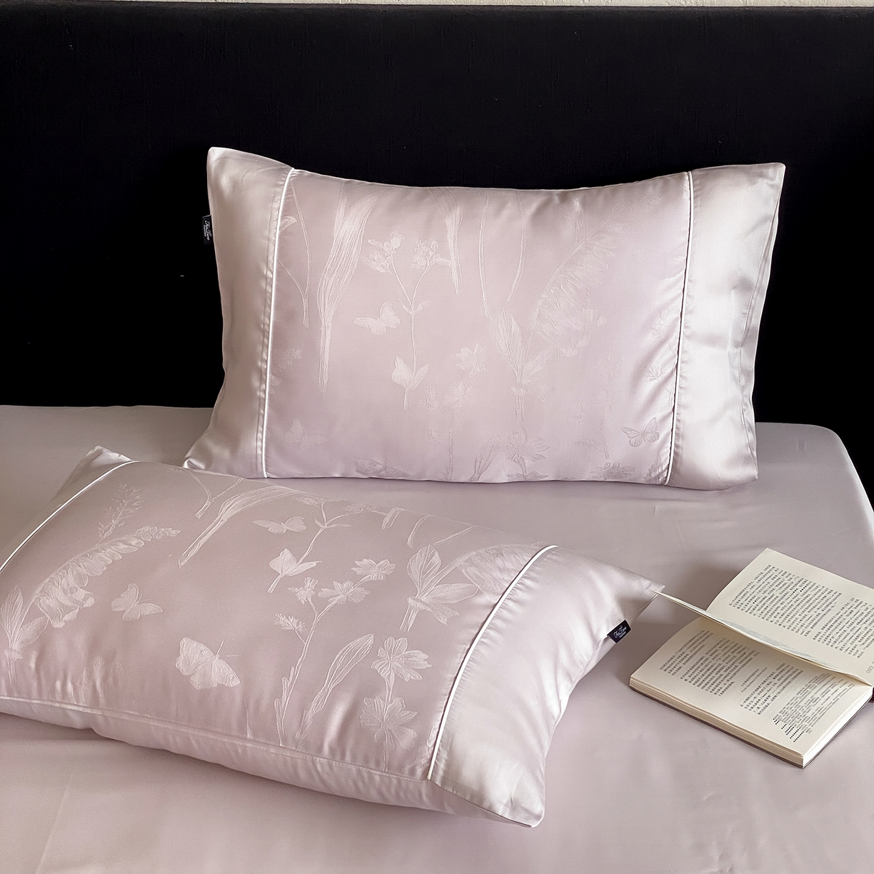 91家纺网 家纺一手货源 找家纺 FORTWO家纺原创设计（FOR TWO家纺） 2026新款60兰精天丝提花嵌绳单品枕套雅颂系列 琉璃梦境