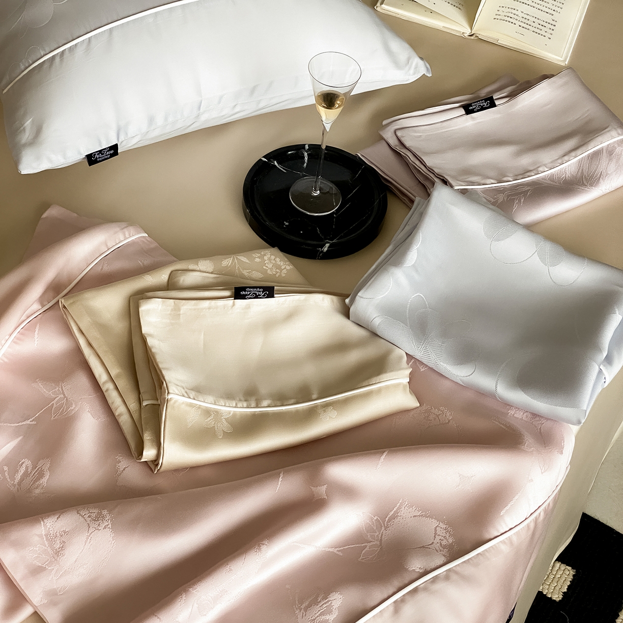 91家纺网 家纺一手货源 找家纺 FORTWO家纺原创设计（FOR TWO家纺） 2026新款60兰精天丝提花嵌绳单品枕套雅颂系列 组合图