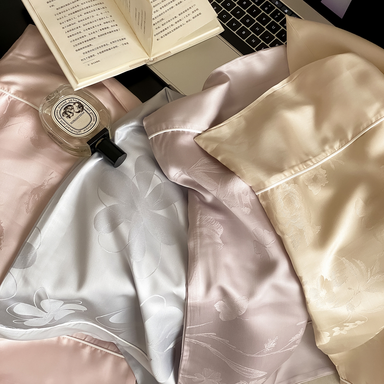 91家纺网 家纺一手货源 找家纺 FORTWO家纺原创设计（FOR TWO家纺） 2026新款60兰精天丝提花嵌绳单品枕套雅颂系列 组合图