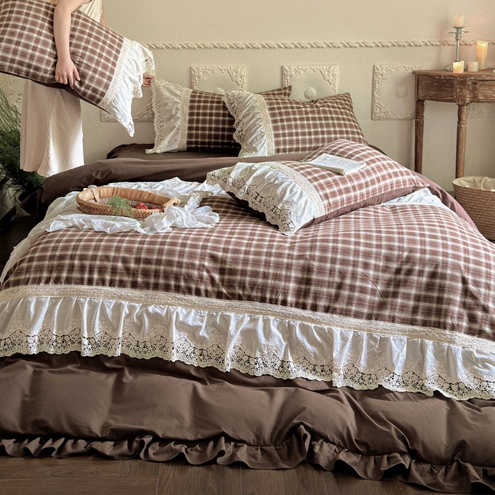 91家纺网 家纺一手货源 找家纺 花香四季家纺 2026新款法式全棉色织花边床裙款纯棉水洗棉四件套-法式庄园 法式庄园-复古咖