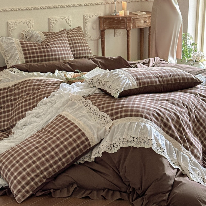 91家纺网 家纺一手货源 找家纺 花香四季家纺 2026新款法式全棉色织花边床裙款纯棉水洗棉四件套-法式庄园 法式庄园-复古咖