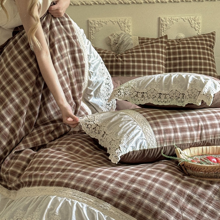 91家纺网 家纺一手货源 找家纺 花香四季家纺 2026新款法式全棉色织花边床裙款纯棉水洗棉四件套-法式庄园 法式庄园-复古咖