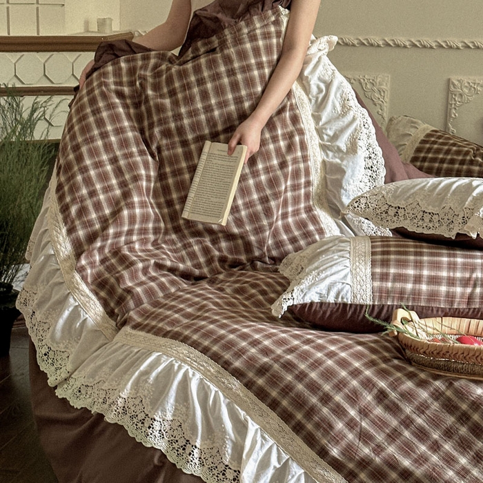 91家纺网 家纺一手货源 找家纺 花香四季家纺 2026新款法式全棉色织花边床裙款纯棉水洗棉四件套-法式庄园 法式庄园-复古咖