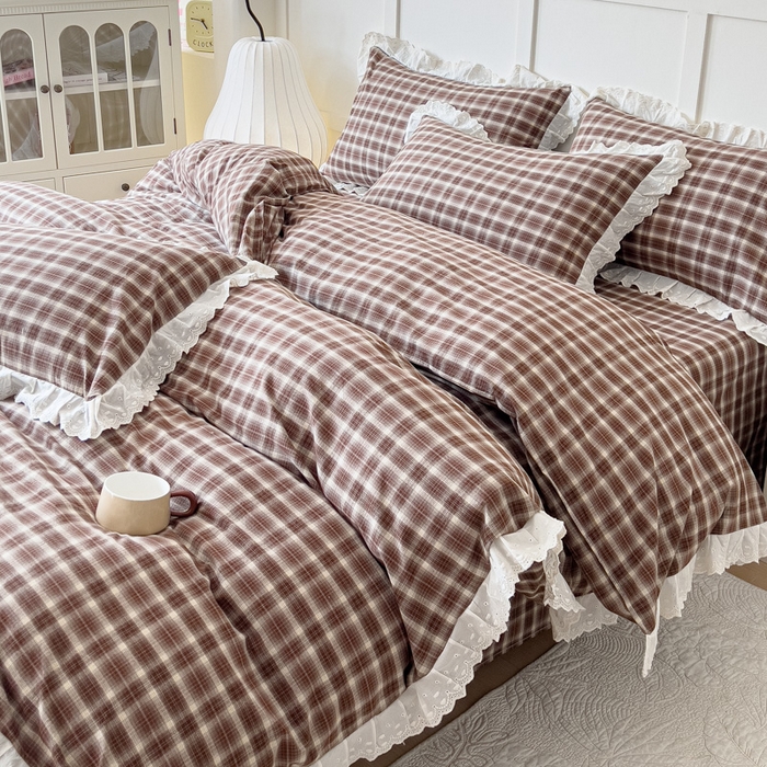 91家纺网 家纺一手货源 找家纺 花香四季家纺 2026全棉色织水洗棉法式公主风花边床单款床笠款四件套 初见咖