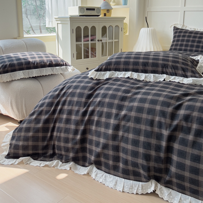 91家纺网 家纺一手货源 找家纺 花香四季家纺 2026全棉色织水洗棉法式公主风花边床单款床笠款四件套 高智黑