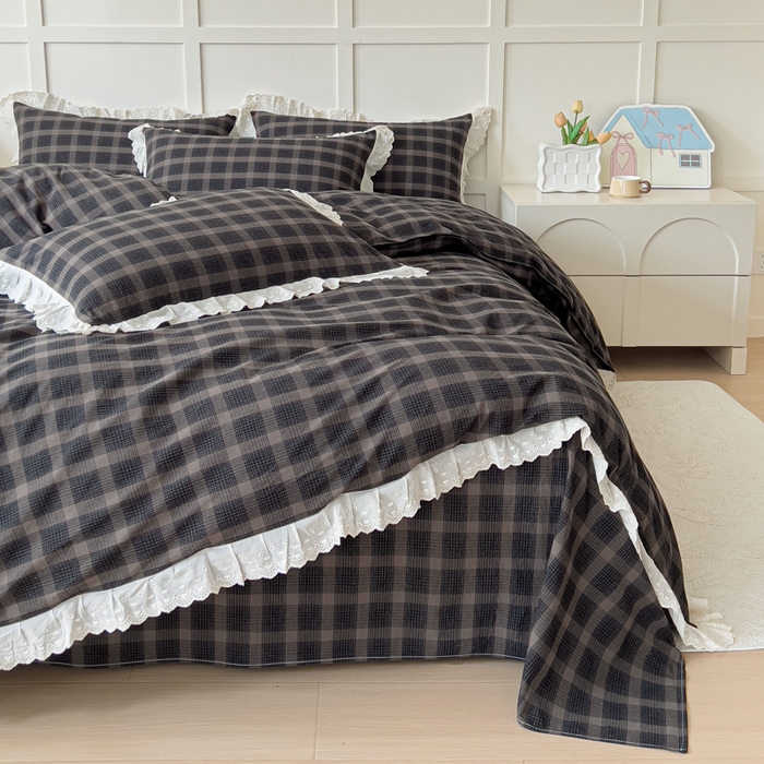 91家纺网 家纺一手货源 找家纺 花香四季家纺 2026全棉色织水洗棉法式公主风花边床单款床笠款四件套 高智黑