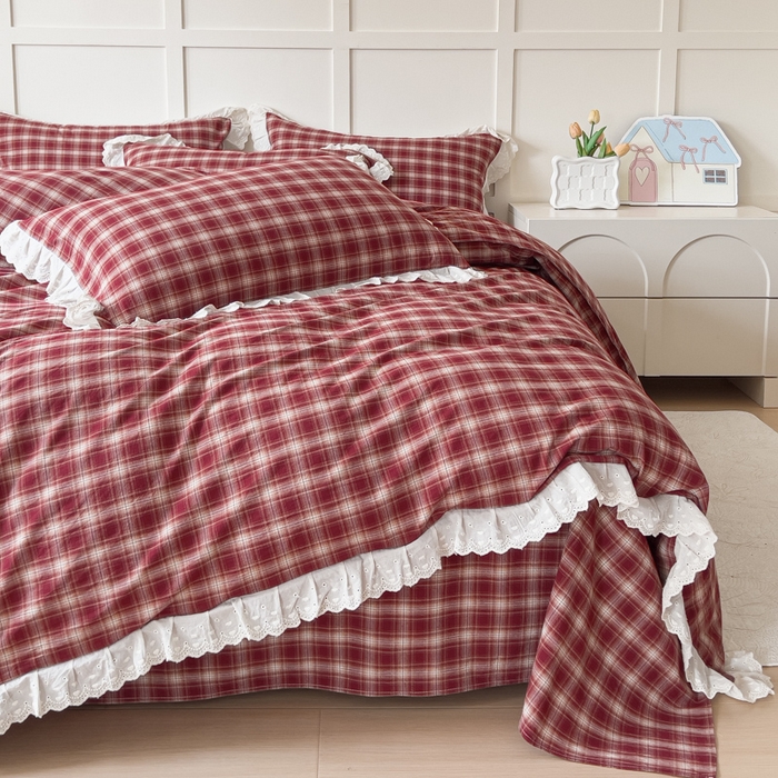 91家纺网 家纺一手货源 找家纺 花香四季家纺 2026全棉色织水洗棉法式公主风花边床单款床笠款四件套 米兰红