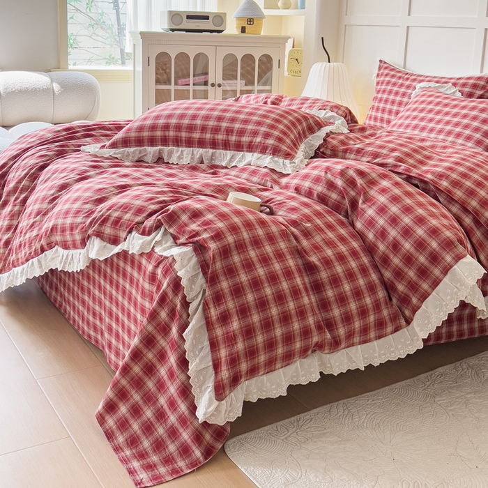 91家纺网 家纺一手货源 找家纺 花香四季家纺 2026全棉色织水洗棉法式公主风花边床单款床笠款四件套 米兰红