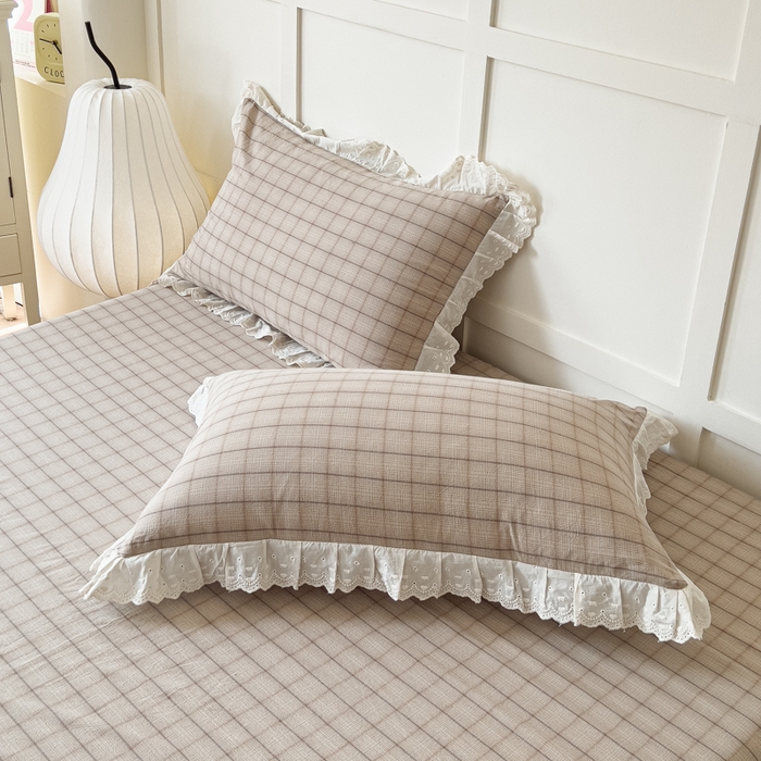 91家纺网 家纺一手货源 找家纺 花香四季家纺 2026全棉色织水洗棉法式公主风花边床单款床笠款四件套 南初咖