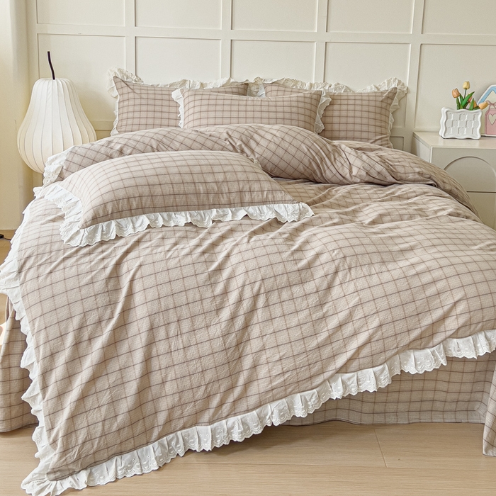 91家纺网 家纺一手货源 找家纺 花香四季家纺 2026全棉色织水洗棉法式公主风花边床单款床笠款四件套 南初咖