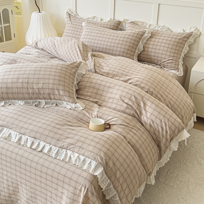 91家纺网 家纺一手货源 找家纺 花香四季家纺 2026全棉色织水洗棉法式公主风花边床单款床笠款四件套 南初咖