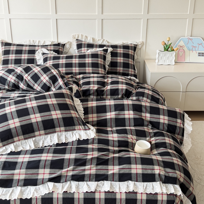 91家纺网 家纺一手货源 找家纺 花香四季家纺 2026全棉色织水洗棉法式公主风花边床单款床笠款四件套 云漫黑