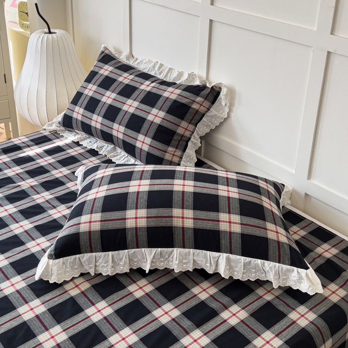 91家纺网 家纺一手货源 找家纺 花香四季家纺 2026全棉色织水洗棉法式公主风花边床单款床笠款四件套 云漫黑