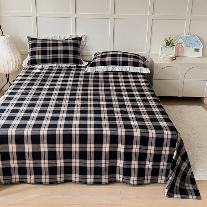 91家纺网 家纺一手货源 找家纺 花香四季家纺 2026全棉色织水洗棉法式公主风花边床单款床笠款四件套 云漫黑