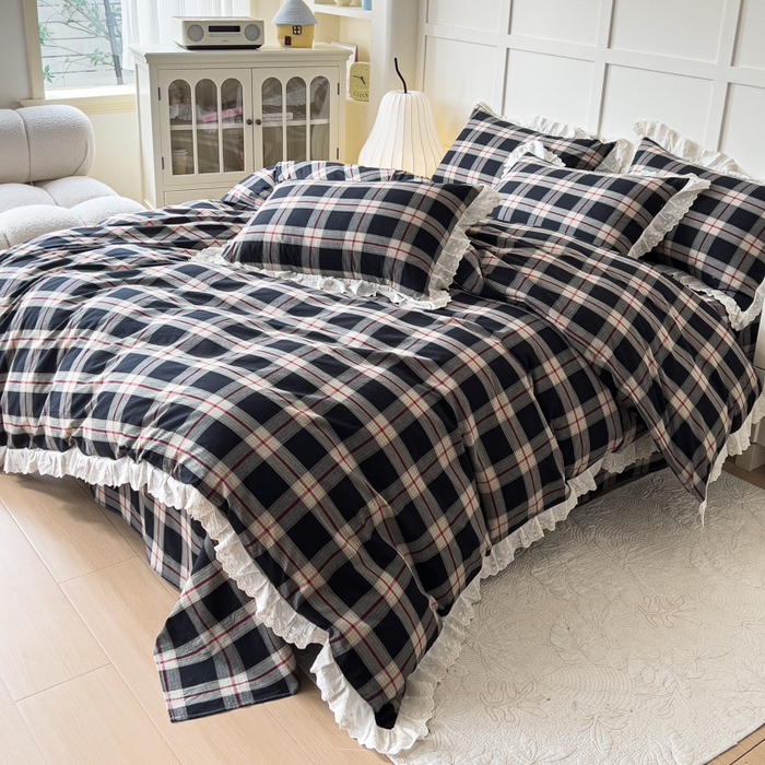 91家纺网 家纺一手货源 找家纺 花香四季家纺 2026全棉色织水洗棉法式公主风花边床单款床笠款四件套 云漫黑