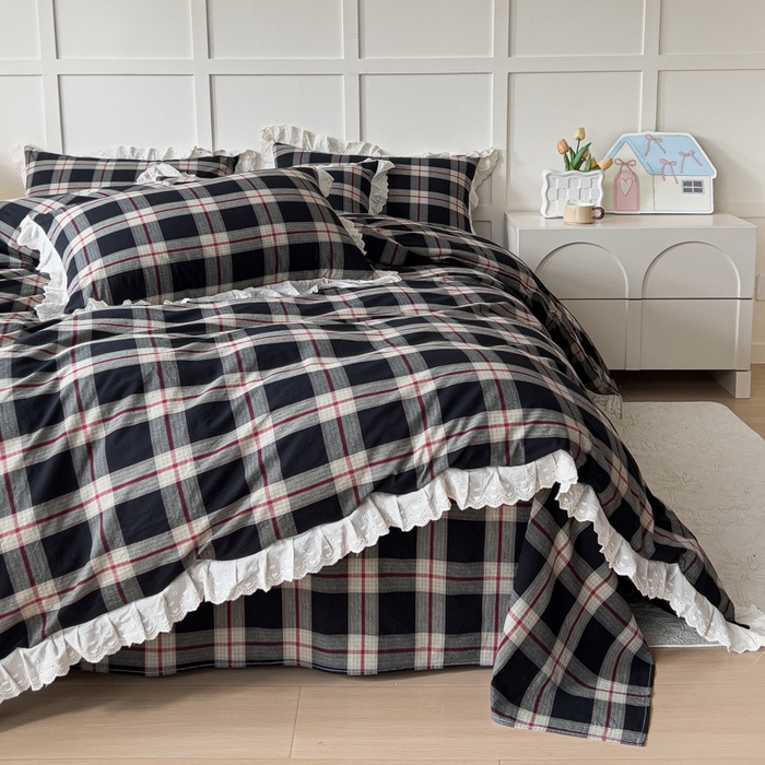 91家纺网 家纺一手货源 找家纺 花香四季家纺 2026全棉色织水洗棉法式公主风花边床单款床笠款四件套 云漫黑