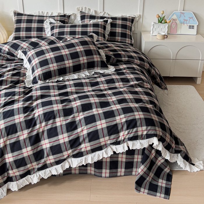 91家纺网 家纺一手货源 找家纺 花香四季家纺 2026全棉色织水洗棉法式公主风花边床单款床笠款四件套 云漫黑