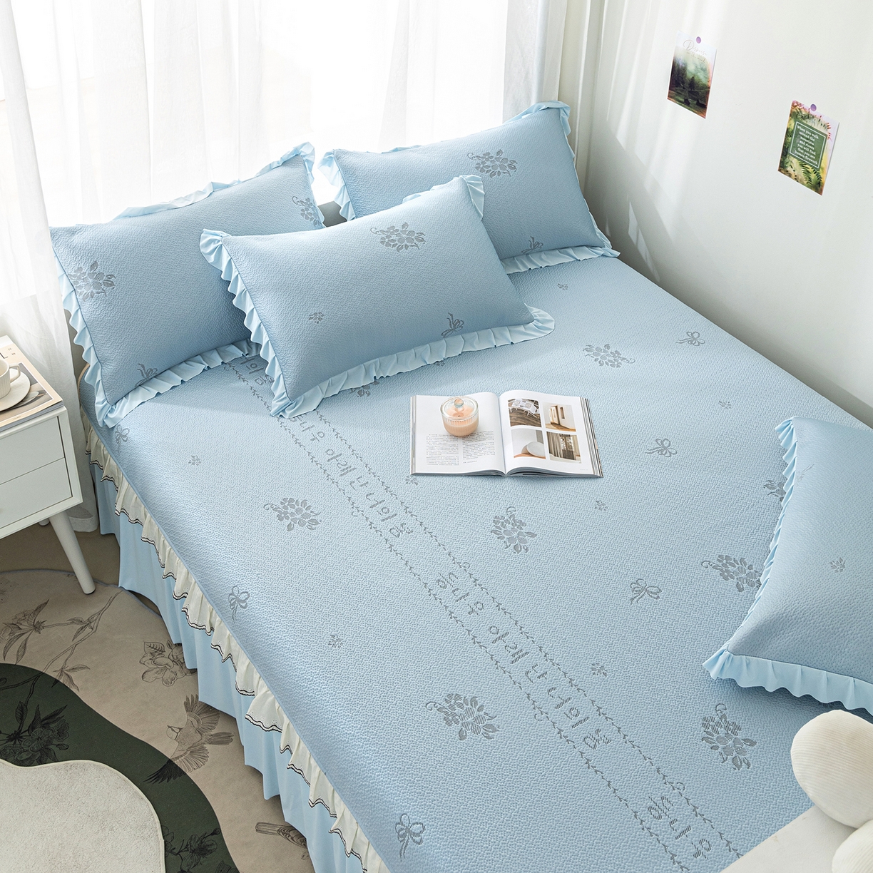 91家纺网 家纺一手货源 找家纺 美优兰 2026新款PE提花凉感冰豆豆三明治复合榻榻米垫 韩式蓝