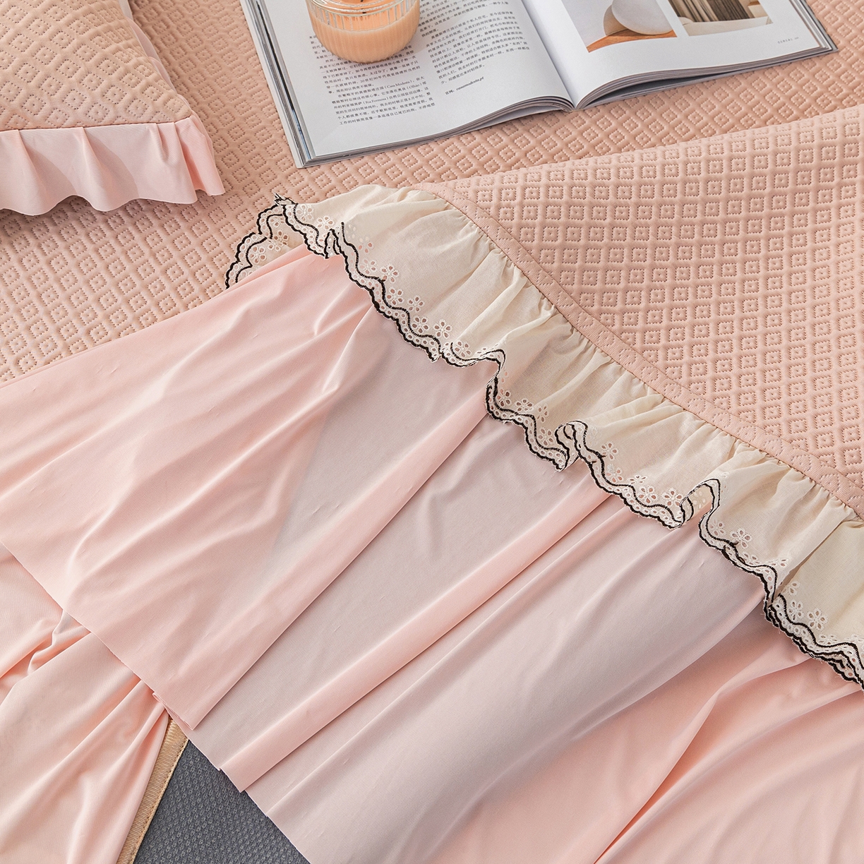 91家纺网 家纺一手货源 找家纺 美优兰 2026新款PE提花凉感冰豆豆三明治复合榻榻米垫 晚亭粉