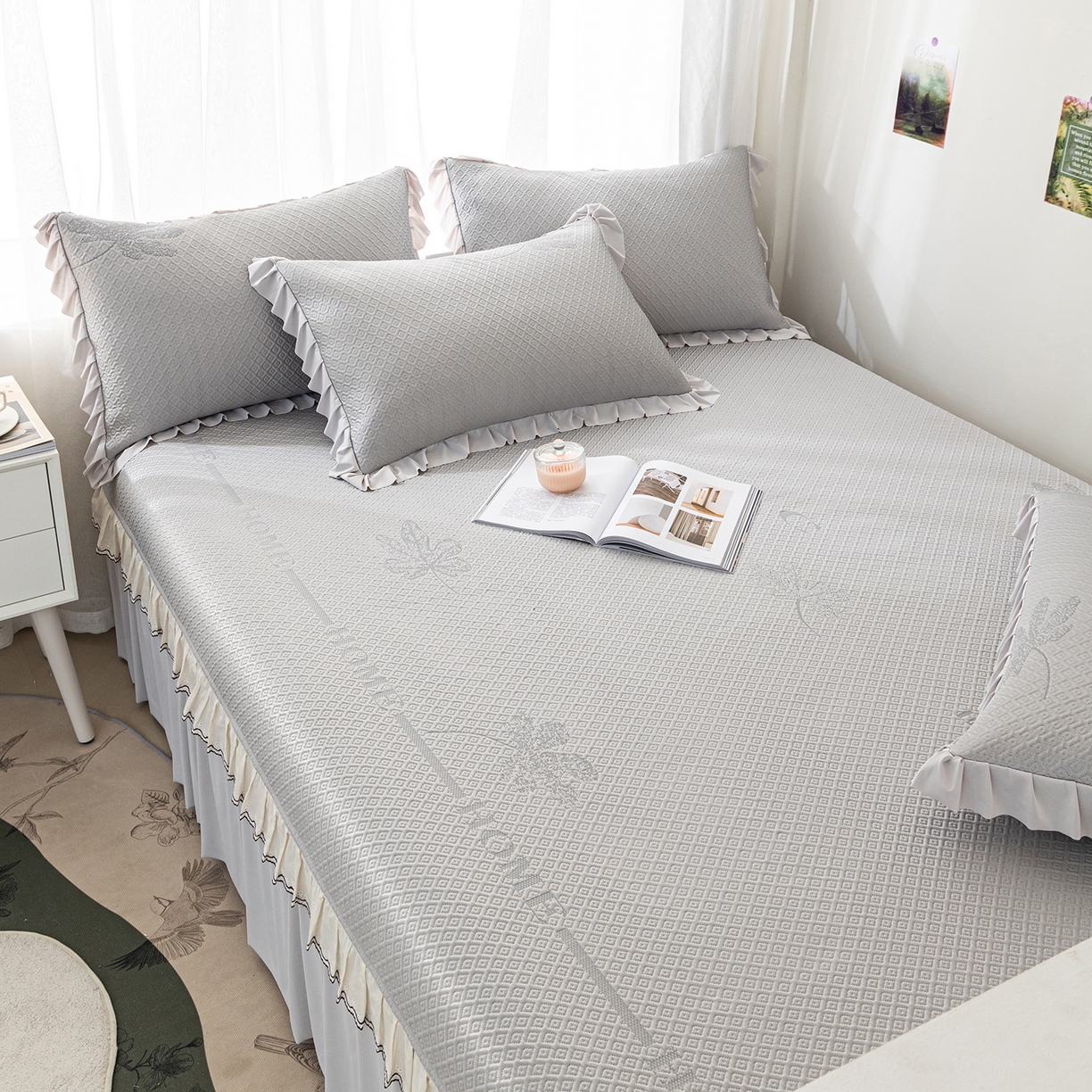 91家纺网 家纺一手货源 找家纺 美优兰 2026新款PE提花凉感冰豆豆三明治复合榻榻米垫 晚亭灰