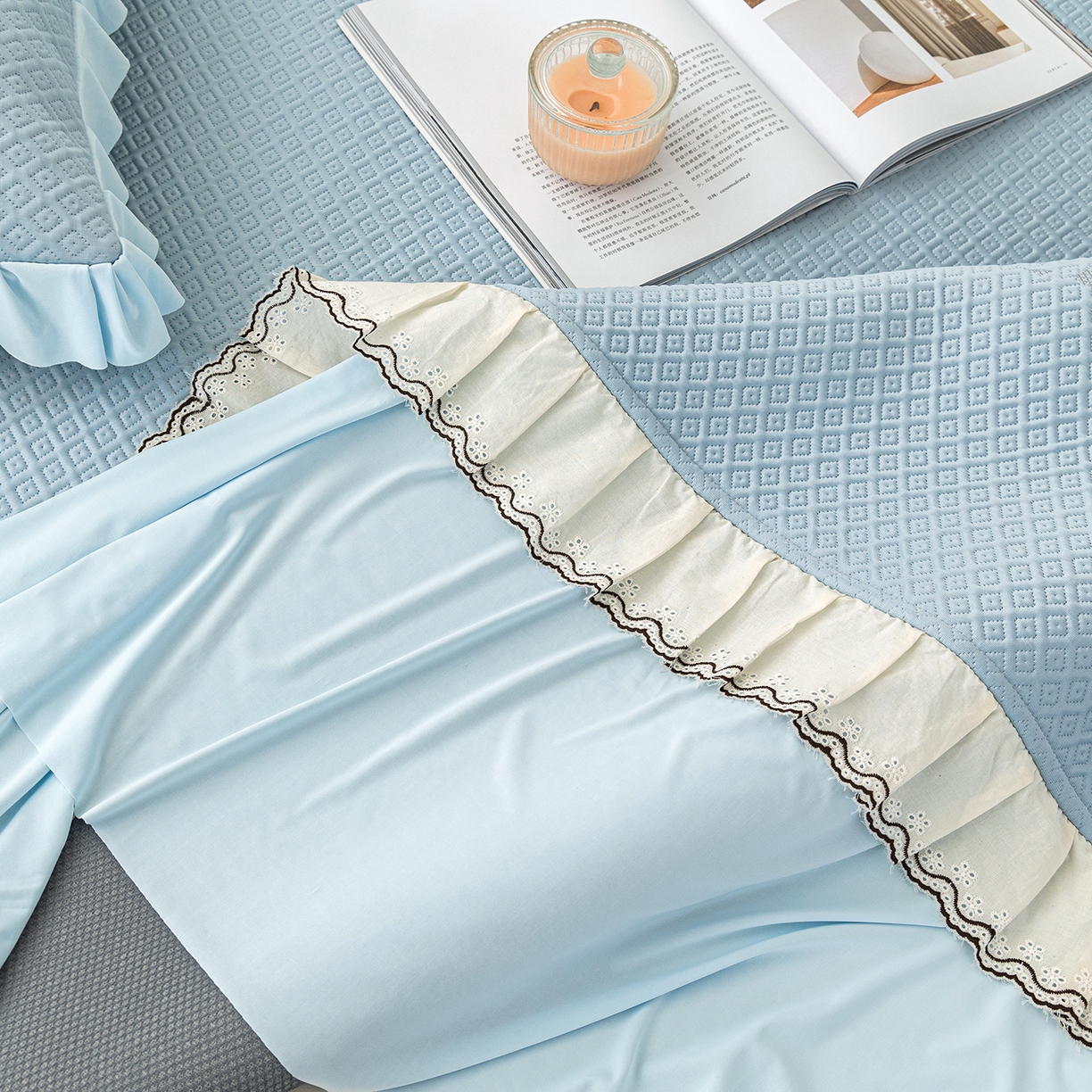 91家纺网 家纺一手货源 找家纺 美优兰 2026新款PE提花凉感冰豆豆三明治复合榻榻米垫 晚亭蓝