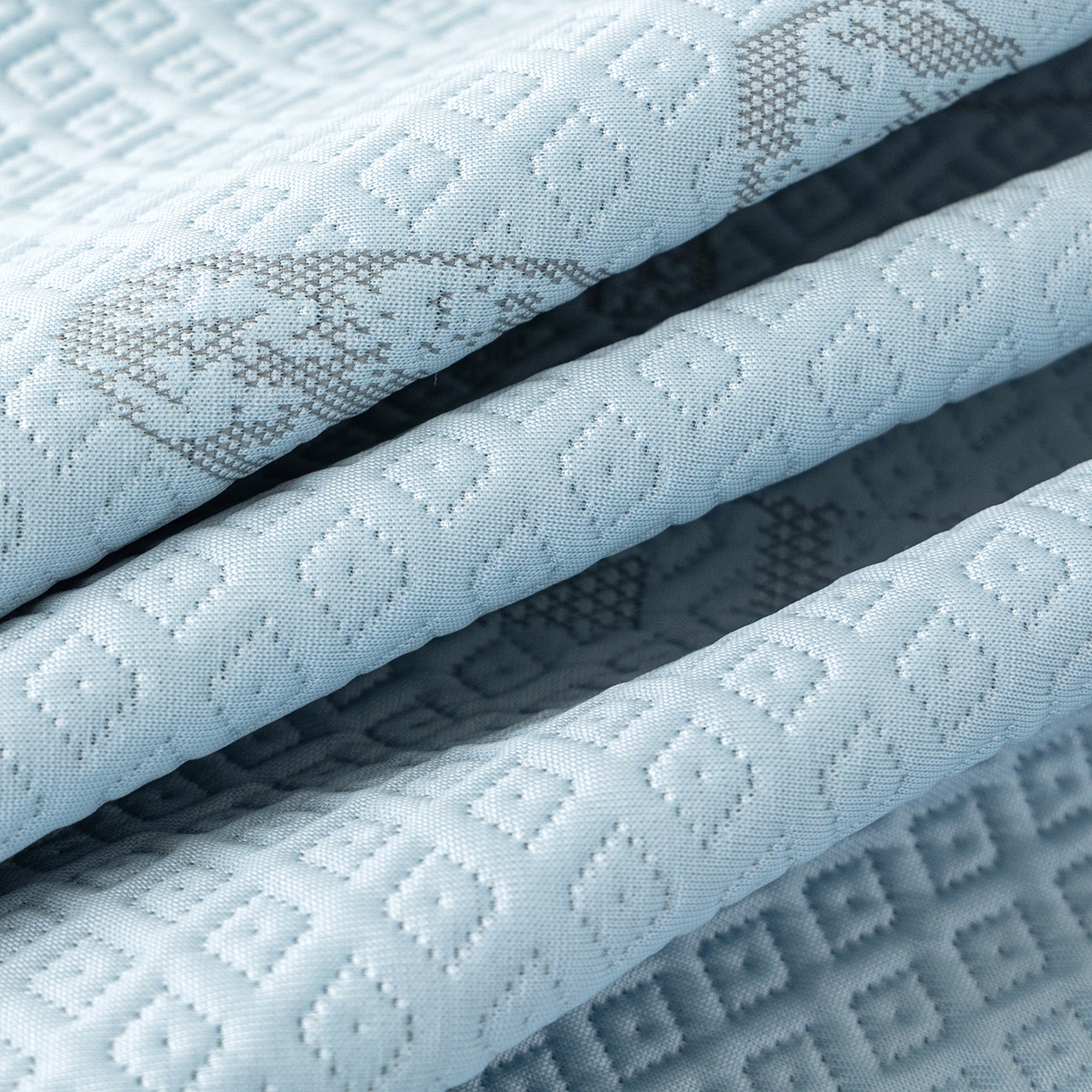 91家纺网 家纺一手货源 找家纺 美优兰 2026新款PE提花凉感冰豆豆三明治复合榻榻米垫 晚亭蓝