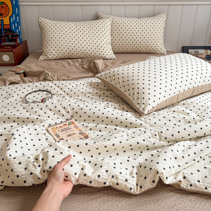 91家纺网 家纺一手货源 找家纺 欧尚家纺 2026新款泡芙纱夏被四件套简单款 波点