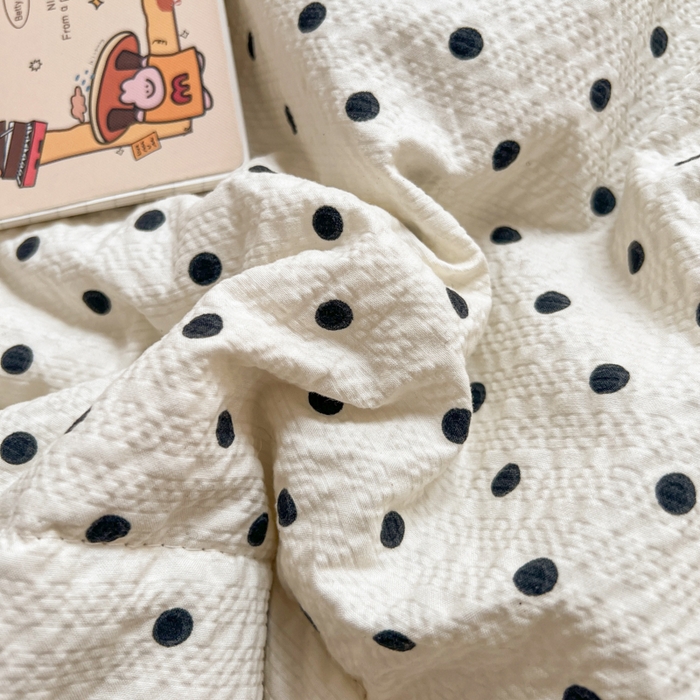 91家纺网 家纺一手货源 找家纺 欧尚家纺 2026新款泡芙纱夏被四件套简单款 波点