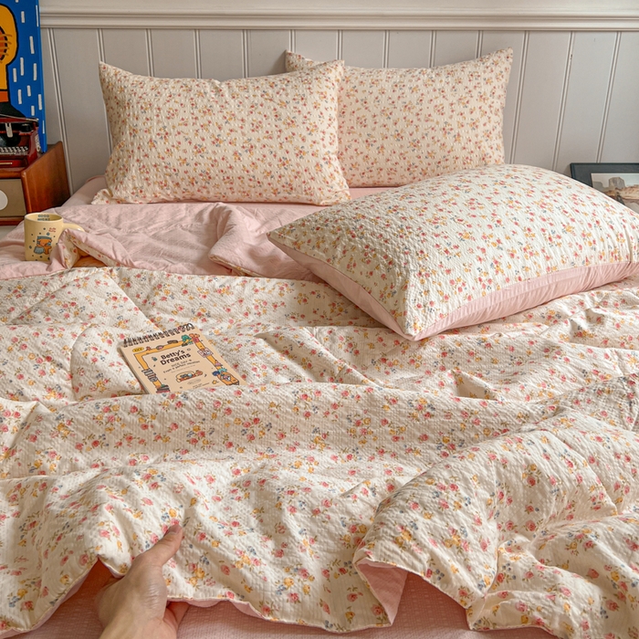 91家纺网 家纺一手货源 找家纺 欧尚家纺 2026新款泡芙纱夏被四件套简单款 粉黛