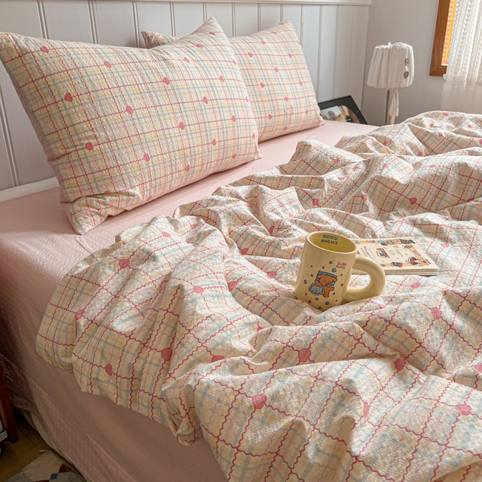 91家纺网 家纺一手货源 找家纺 欧尚家纺 2026新款泡芙纱夏被四件套简单款 格格心