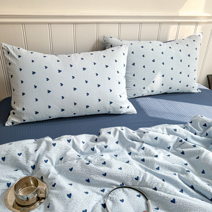 91家纺网 家纺一手货源 找家纺 欧尚家纺 2026新款泡芙纱夏被四件套简单款 兰爱心