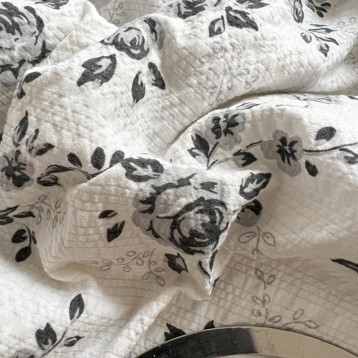 91家纺网 家纺一手货源 找家纺 欧尚家纺 2026新款泡芙纱夏被四件套简单款 只闻花香