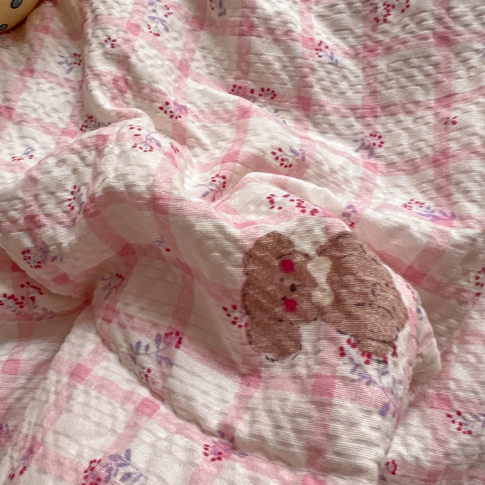 91家纺网 家纺一手货源 找家纺 禾沐  2026新款泡芙纱夏被四件套简单款 格系萌宠