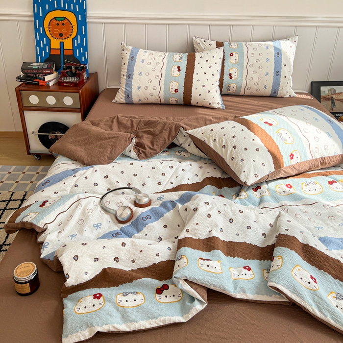 91家纺网 家纺一手货源 找家纺 禾沐  2026新款泡芙纱夏被四件套简单款 KT猫