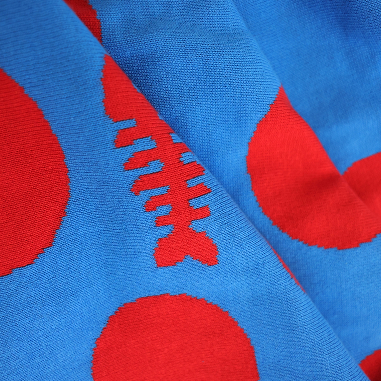 91家纺网 家纺一手货源 找家纺 暖绵绵家纺 2026新款全棉亲肤舒适毯子-艾蜜欧 朱蓝色