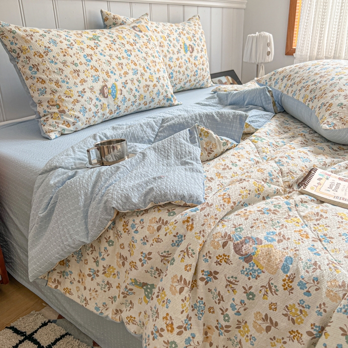 91家纺网 家纺一手货源 找家纺  梵希雅  2026新款泡芙纱夏被四件套简单款 花镜人偶黄