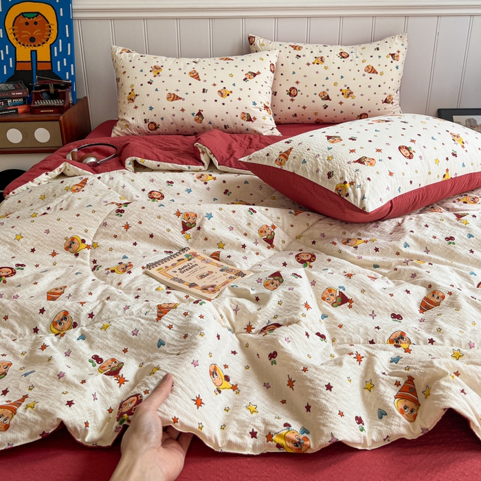 91家纺网 家纺一手货源 找家纺  梵希雅  2026新款泡芙纱夏被四件套简单款 旧街星星