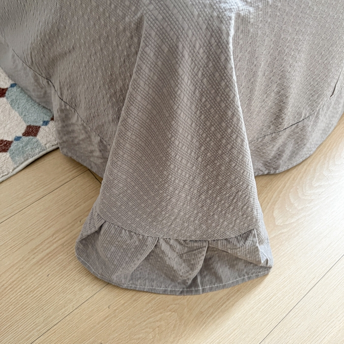 91家纺网 家纺一手货源 找家纺  梵希雅  2026新款泡芙纱夏被四件套简单款 只闻花香