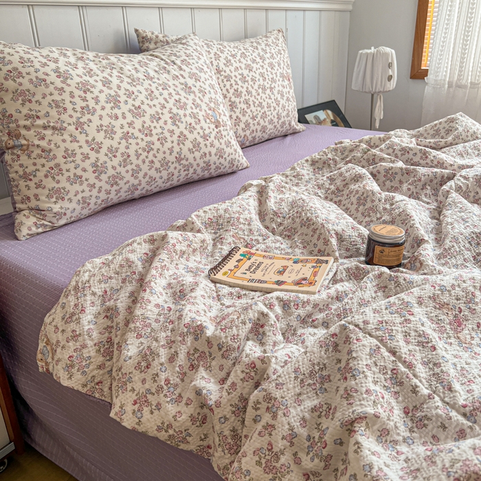 91家纺网 家纺一手货源 找家纺  梵希雅  2026新款泡芙纱夏被四件套简单款 紫陌