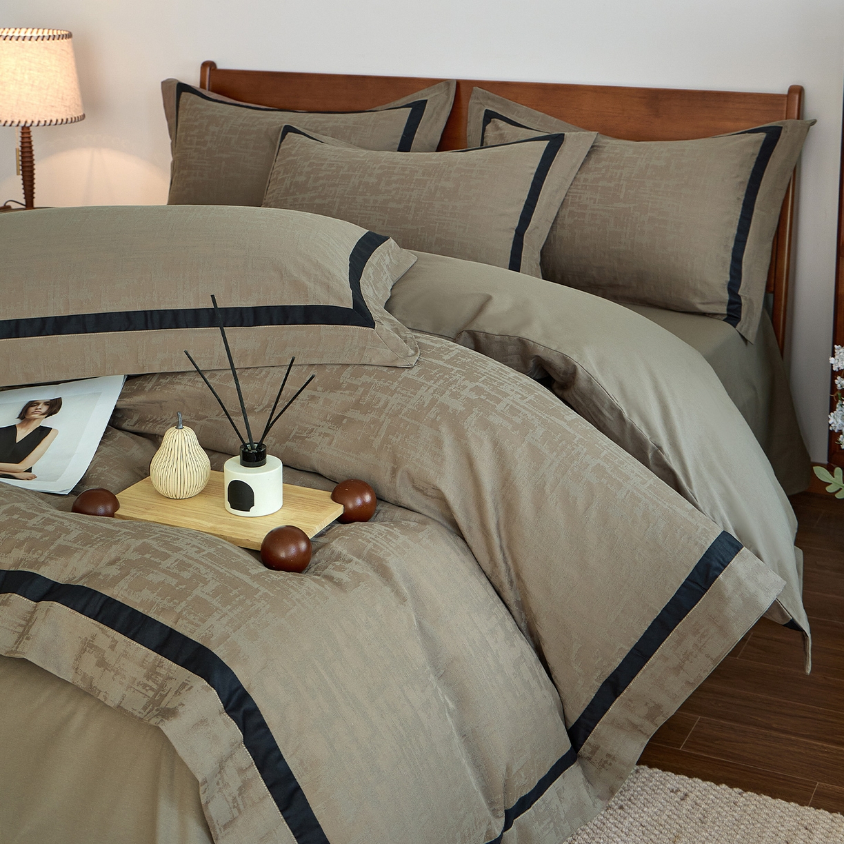 91家纺网 家纺一手货源 找家纺 （总）蓝邻家纺 2026新款全棉浮雕提花极简轻奢风四件套系列