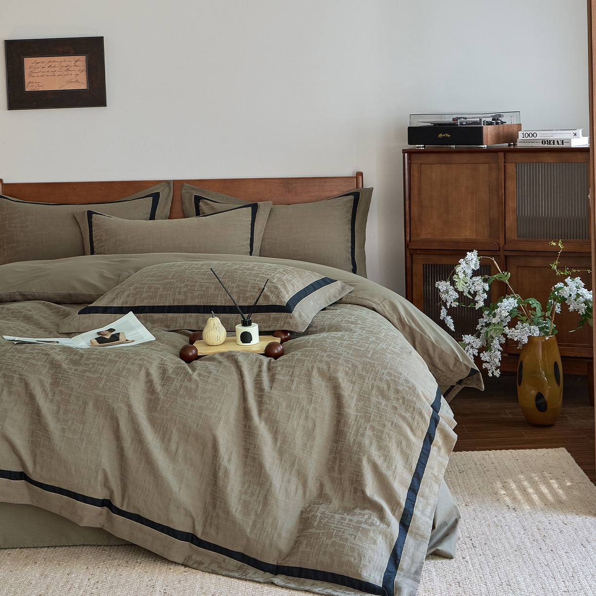 91家纺网 家纺一手货源 找家纺 （总）蓝邻家纺 2026新款全棉浮雕提花极简轻奢风四件套系列