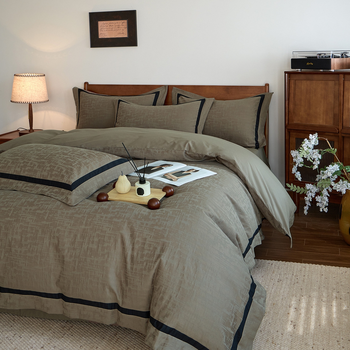 91家纺网 家纺一手货源 找家纺 （总）蓝邻家纺 2026新款全棉浮雕提花极简轻奢风四件套系列