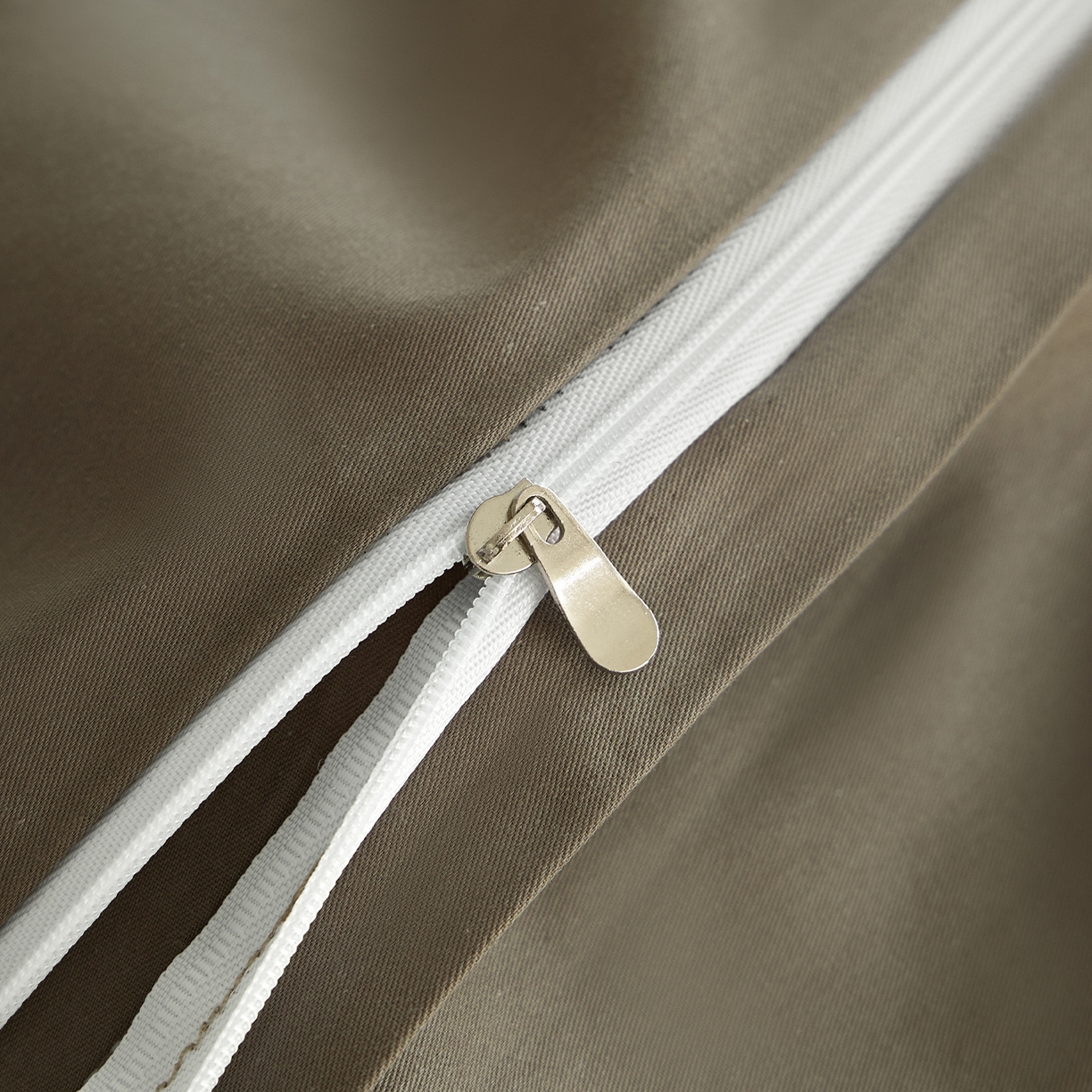 91家纺网 家纺一手货源 找家纺 （总）蓝邻家纺 2026新款全棉浮雕提花极简轻奢风四件套系列