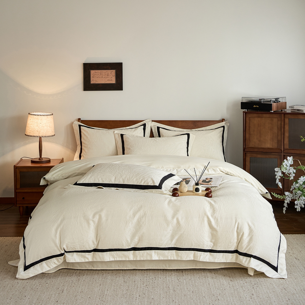 91家纺网 家纺一手货源 找家纺 （总）蓝邻家纺 2026新款全棉浮雕提花极简轻奢风四件套系列