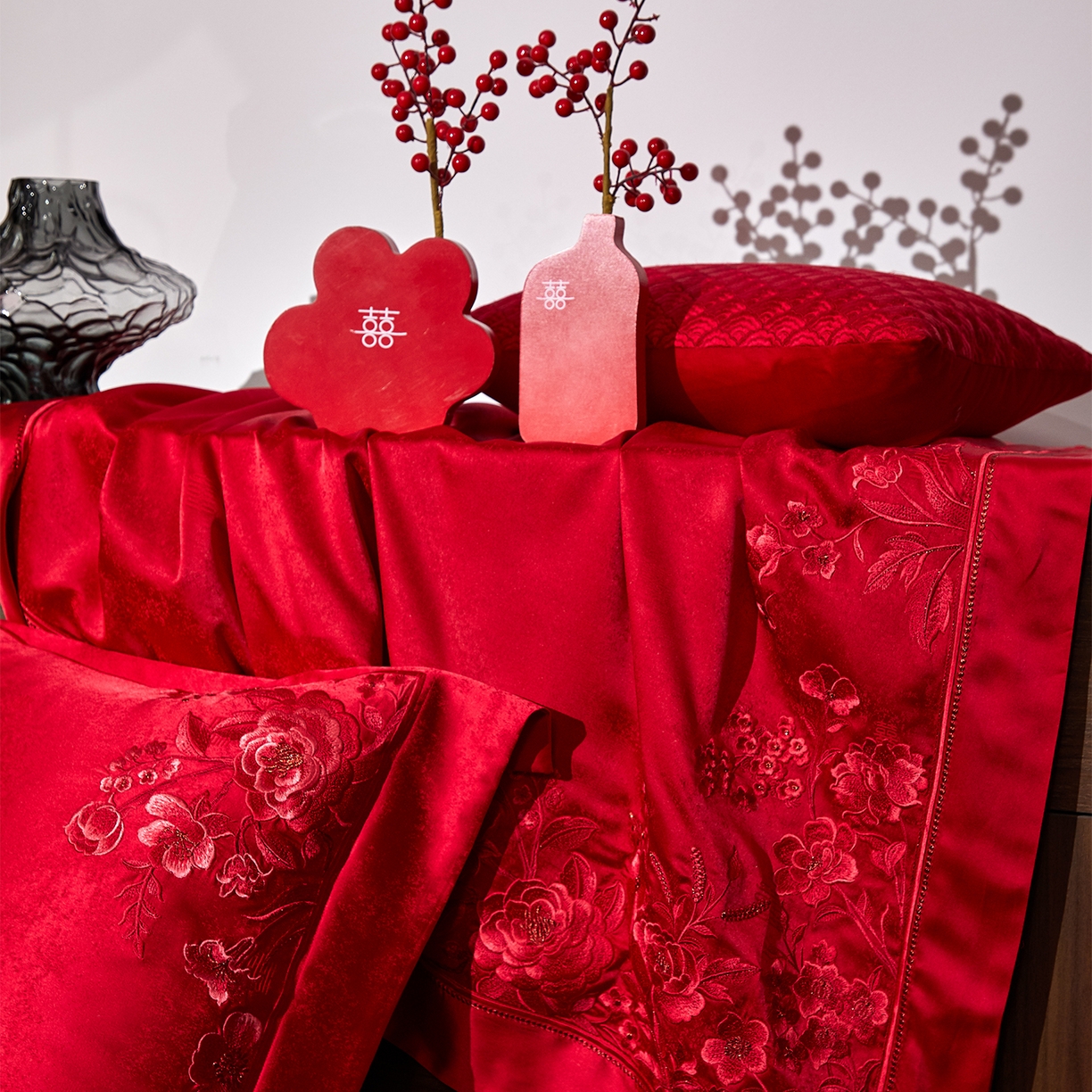 91家纺网 家纺一手货源 找家纺 （总）蒂爵 2026新款高端绣花婚庆四件套