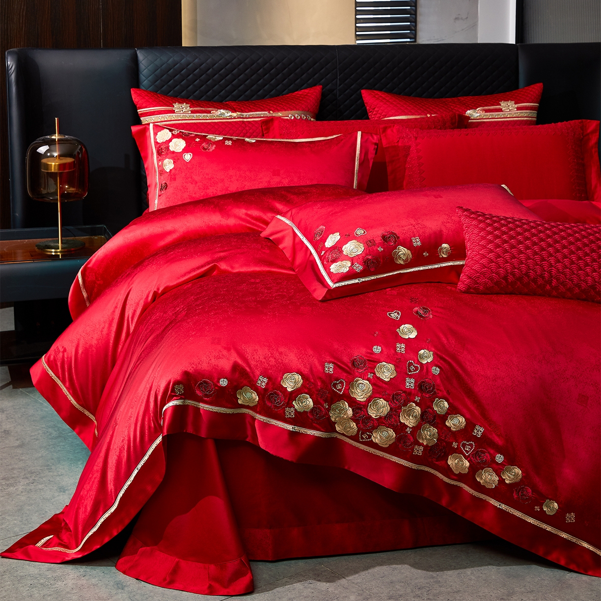 91家纺网 家纺一手货源 找家纺 蒂爵 2026新款高端绣花婚庆四件套 情有独钟