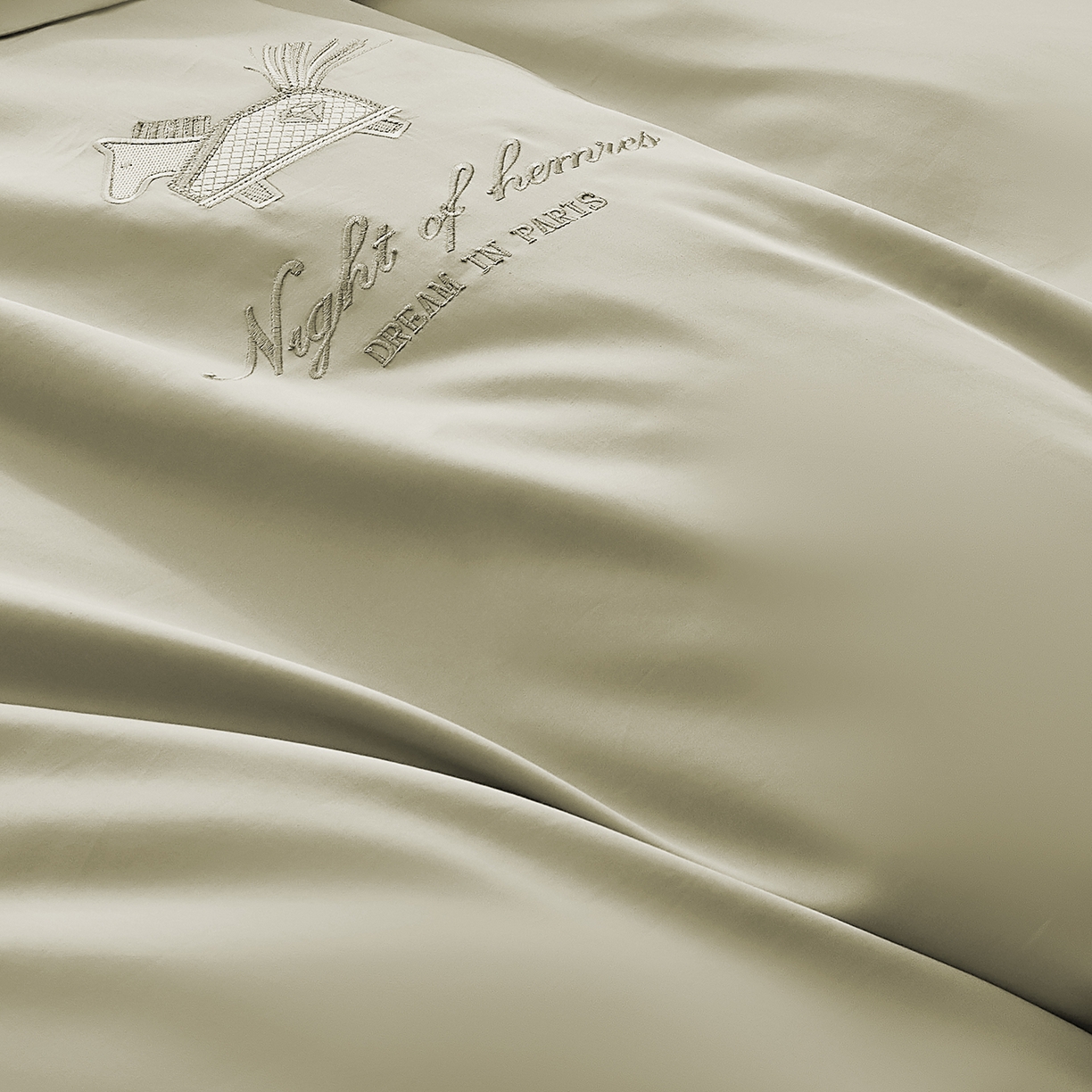 91家纺网 家纺一手货源 找家纺 蒂爵 2026新款高支数长绒棉纯棉刺绣四件套-马上有赚系列 艾草绿