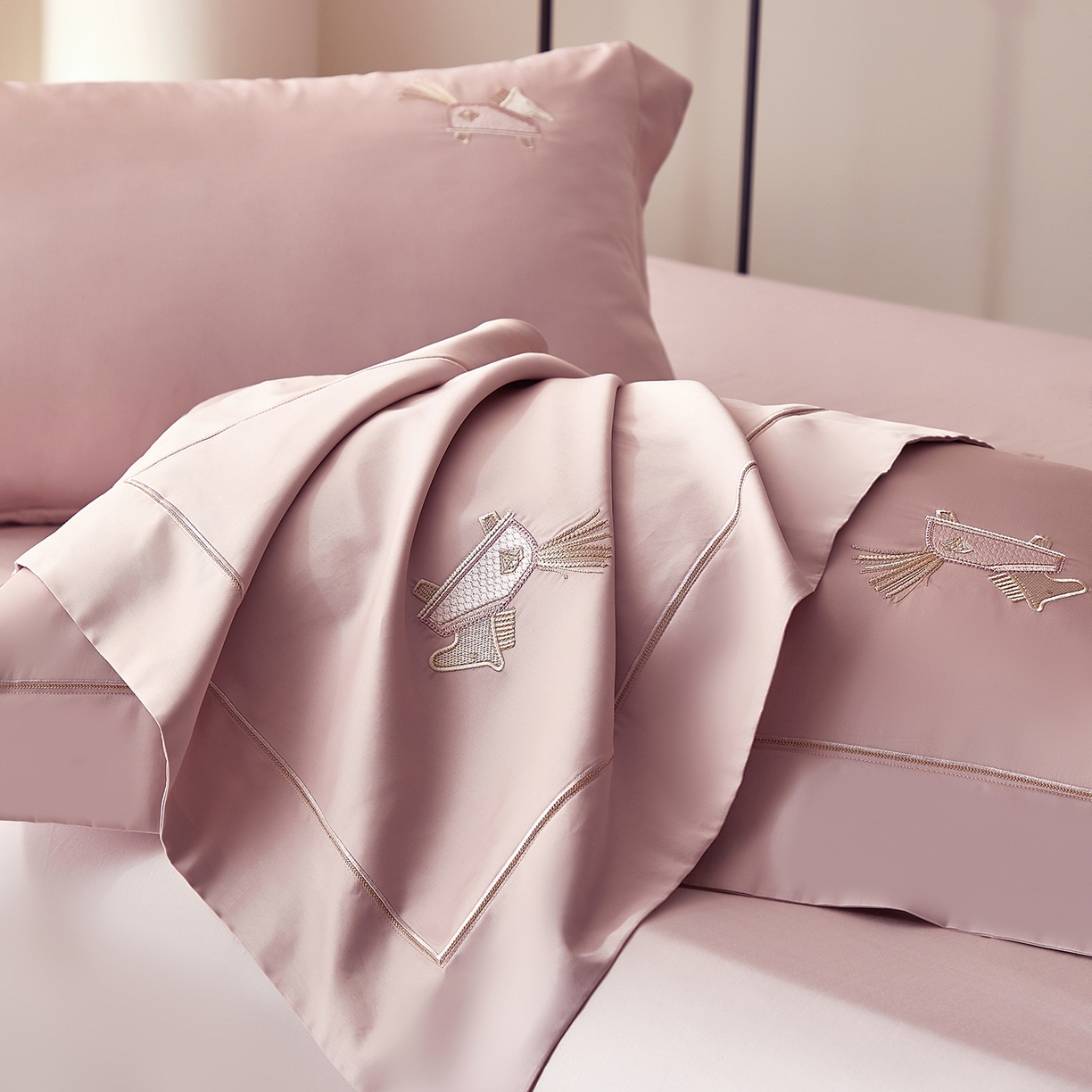 91家纺网 家纺一手货源 找家纺 蒂爵 2026新款高支数长绒棉纯棉刺绣四件套-马上有赚系列 香芋紫